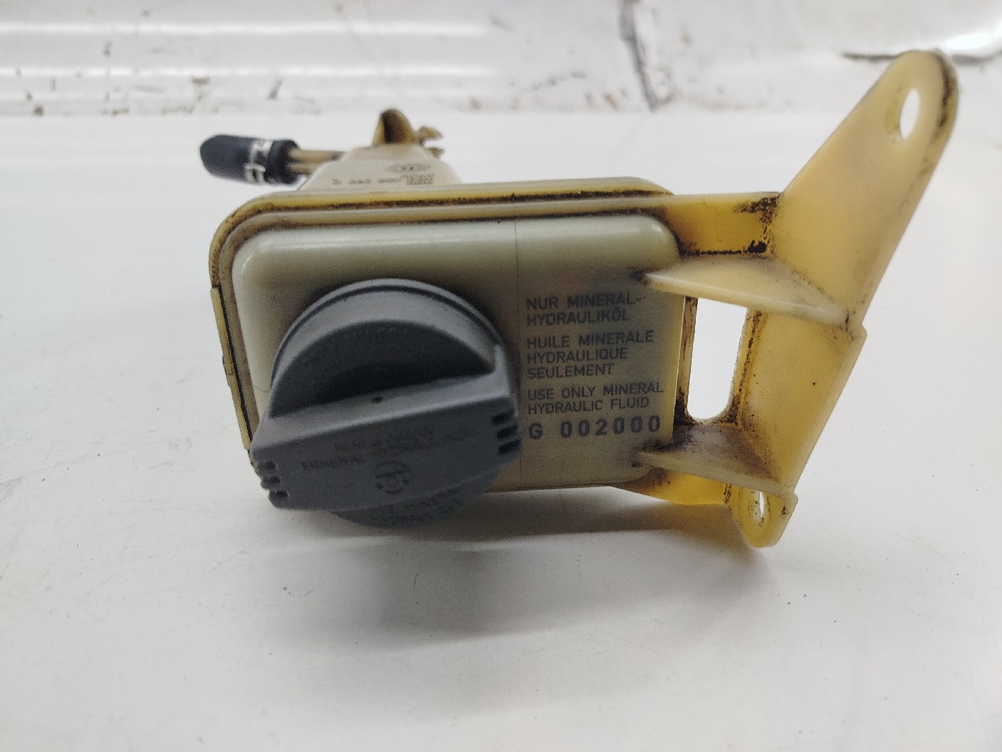 Depósito Óleo AUDI A4 Avant (8D5, B5) | 94 - 02 Imagem-3