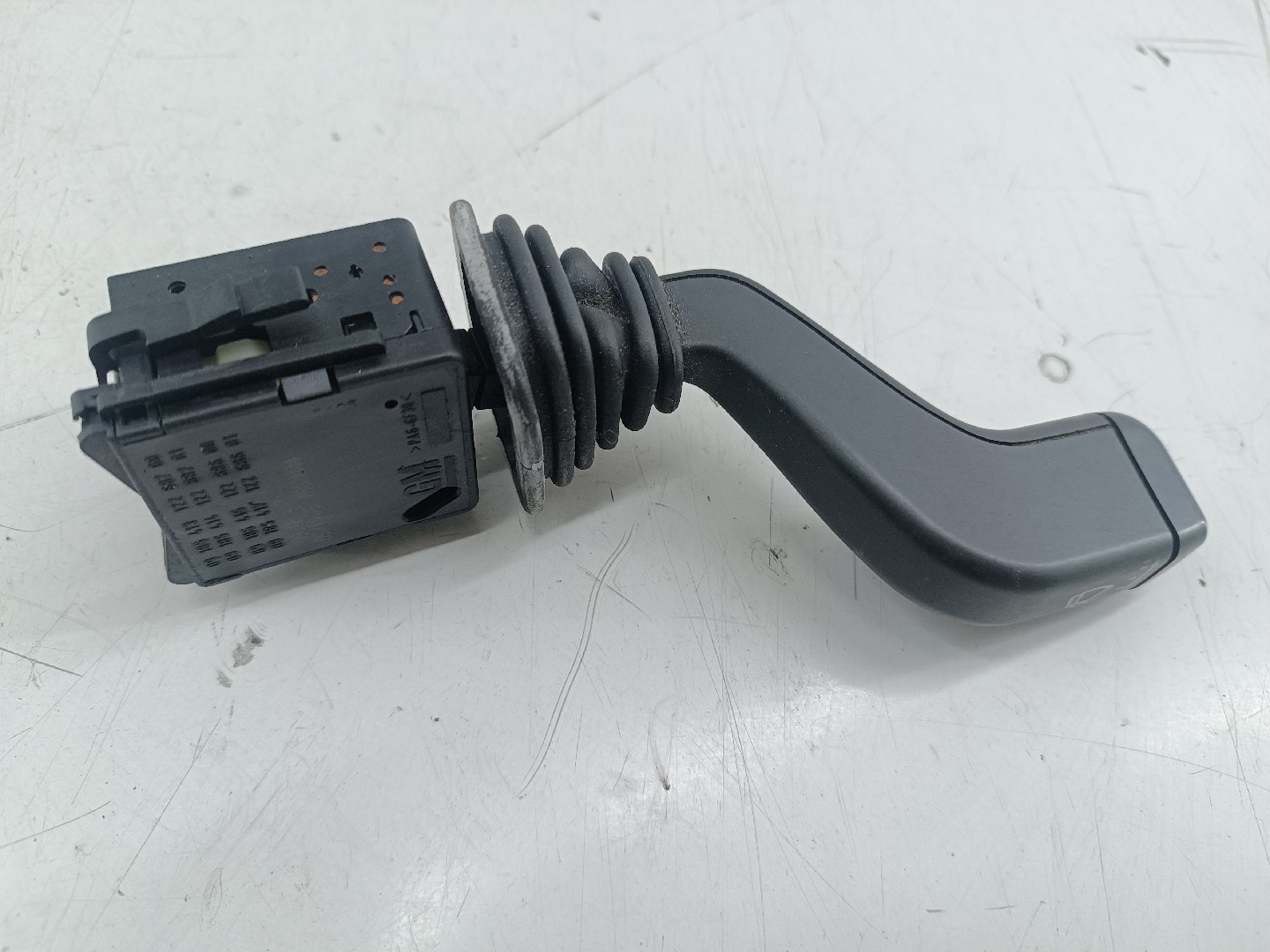 Comutador de limpa-para-brisas OPEL MERIVA A Veículo multiuso (X03) | 03 - 10 Imagem-4