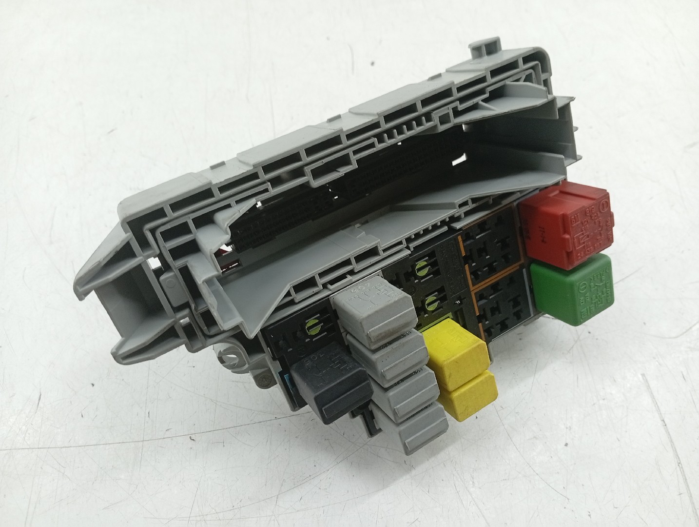 Caixa de fusíveis e relés OPEL MERIVA A Veículo multiuso (X03) | 03 - 10