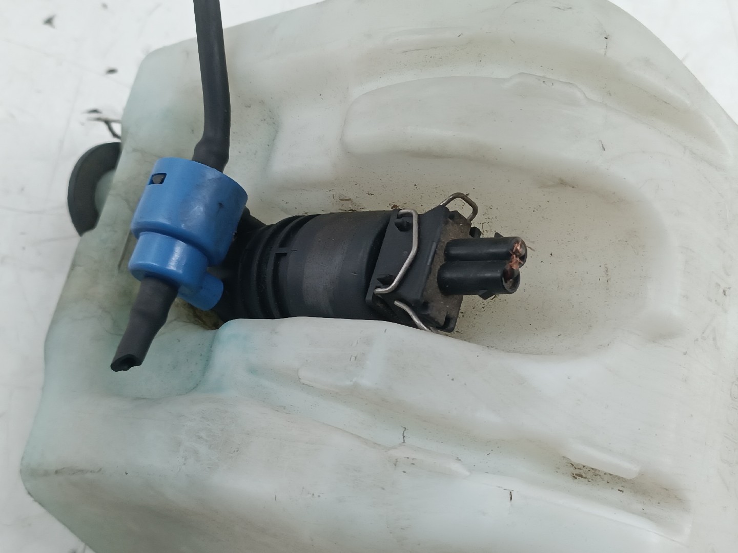 Reservatório de água do limpa para-brisas OPEL MERIVA A Veículo multiuso (X03) | 03 - 10 Imagem-1