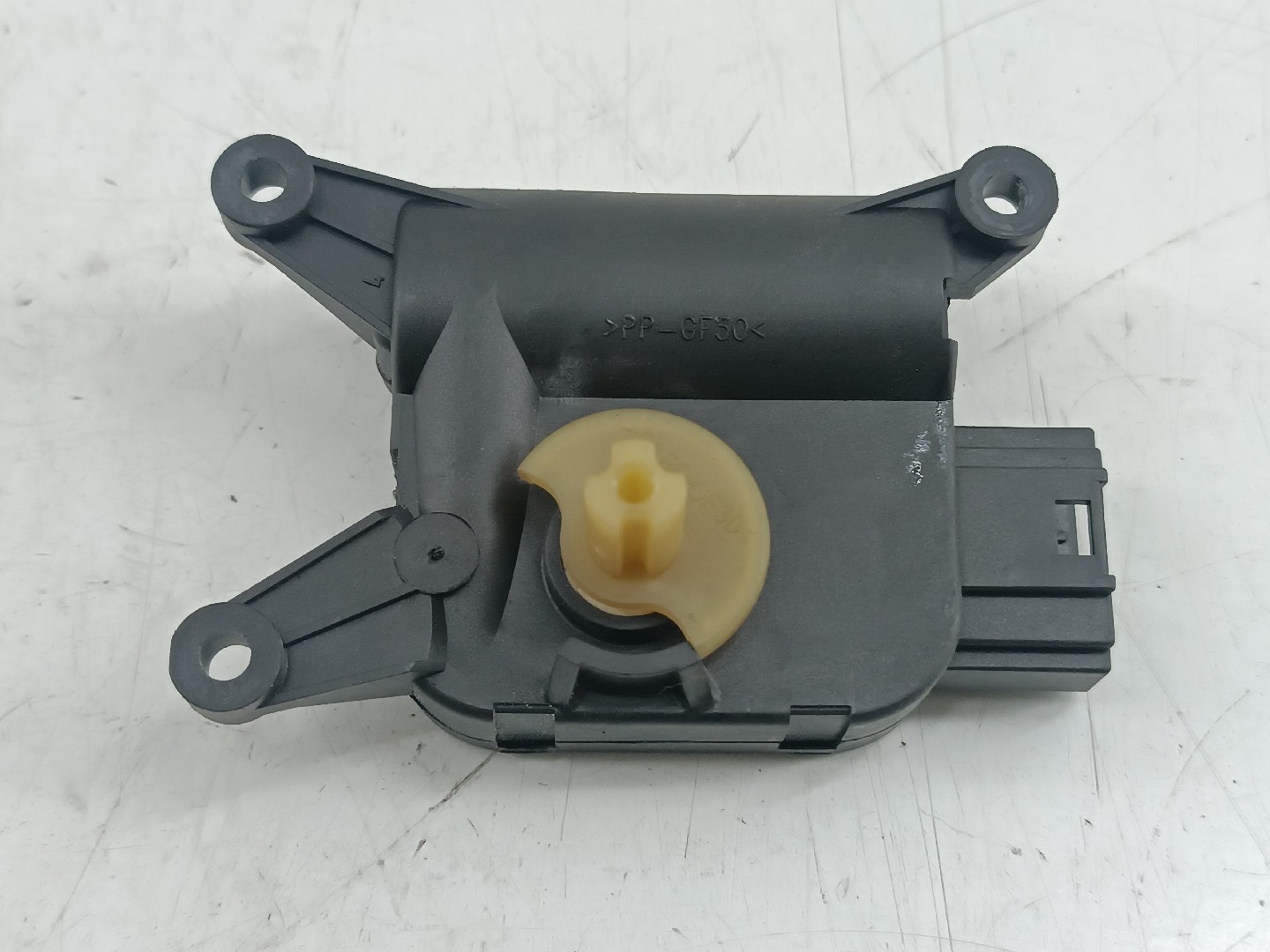 Motores atuadores de sofagem OPEL MERIVA A Veículo multiuso (X03) | 03 - 10 Imagem-1