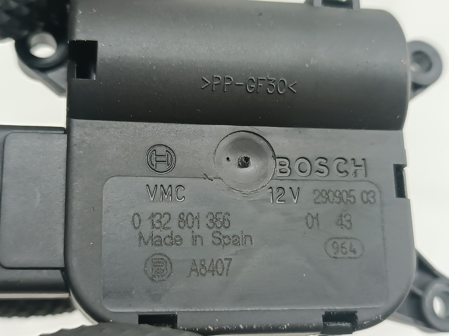 Motores atuadores de sofagem OPEL MERIVA A Veículo multiuso (X03) | 03 - 10 Imagem-3