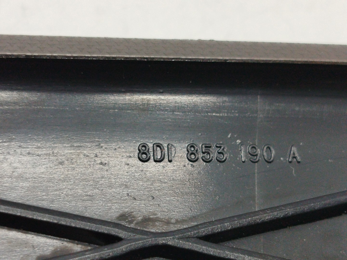 Friso do Tablier AUDI A4 Avant (8D5, B5) | 94 - 02 Imagem-9