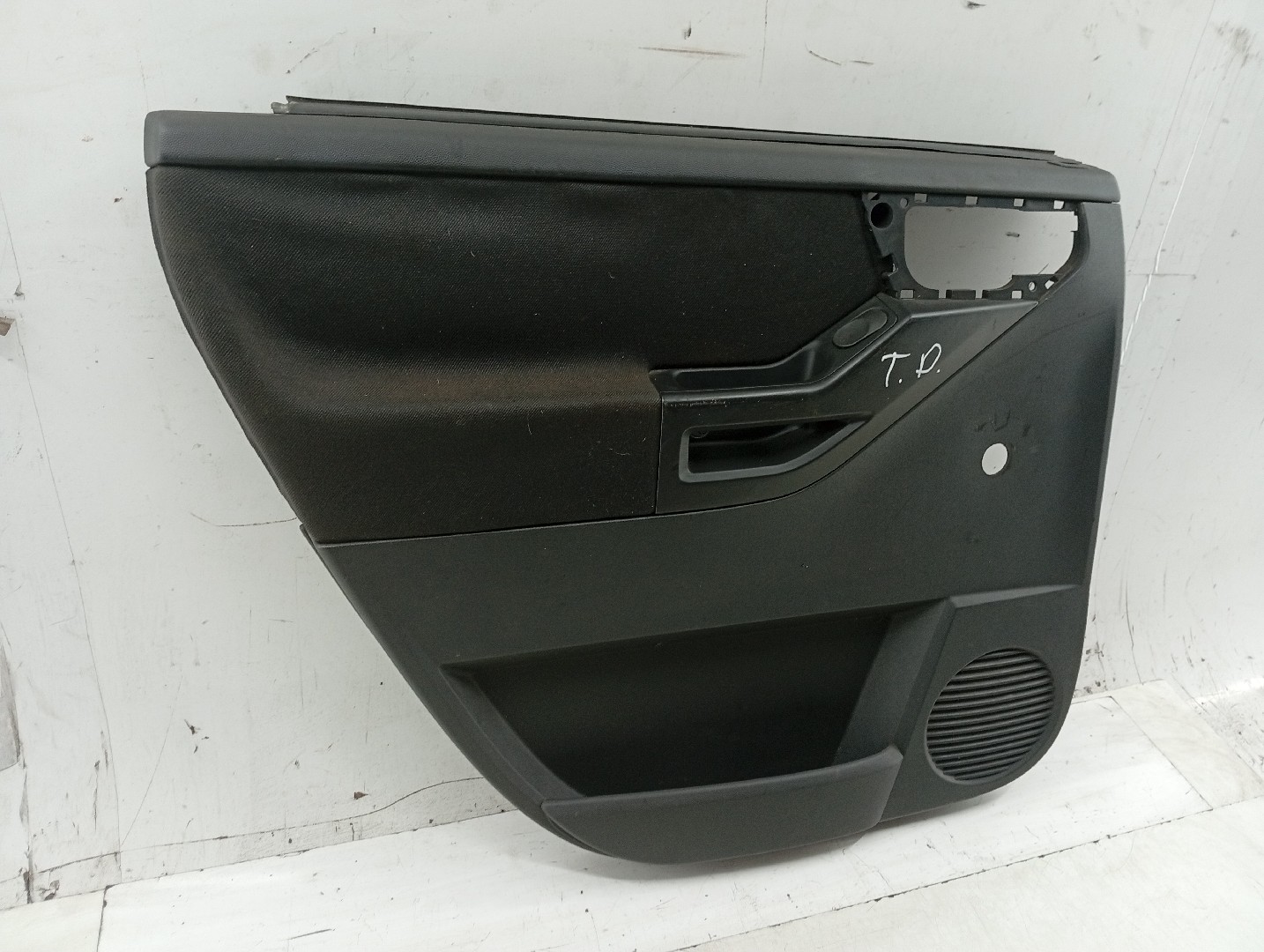 Quartela de porta trás direita OPEL MERIVA A Veículo multiuso (X03) | 03 - 10 Imagem-4