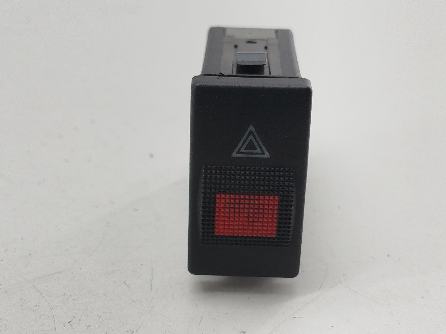 Botão dos 4 piscas AUDI A4 Avant (8D5, B5) | 94 - 02