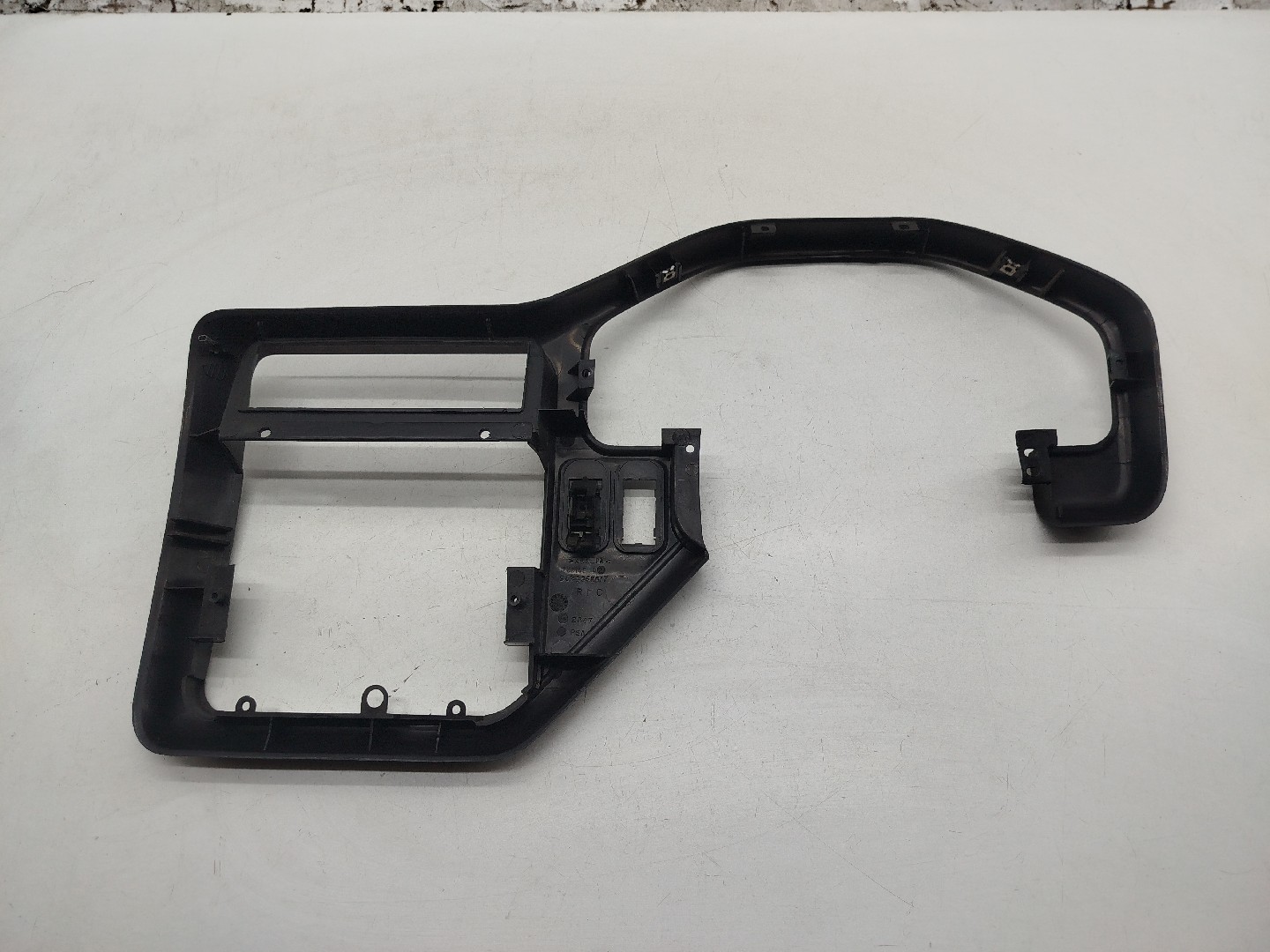 Moldura Consola Central PEUGEOT 106 II (1A_, 1C_) | 96 - 05 Imagem-5