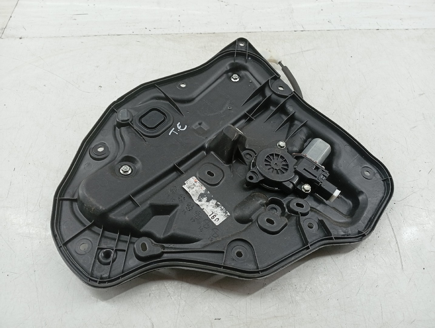 Motor e elevador de vidro trás esquerdo MAZDA CX-3 (DK) | 15 -  Imagem-3