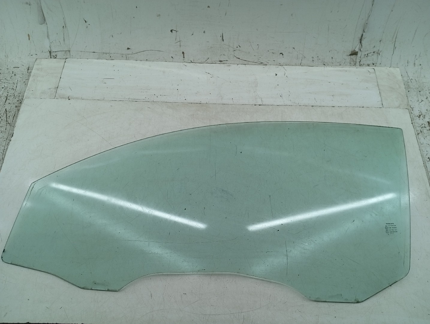 Vidro de Porta Frente Esquerdo VOLVO C30 (533) | 06 - 13