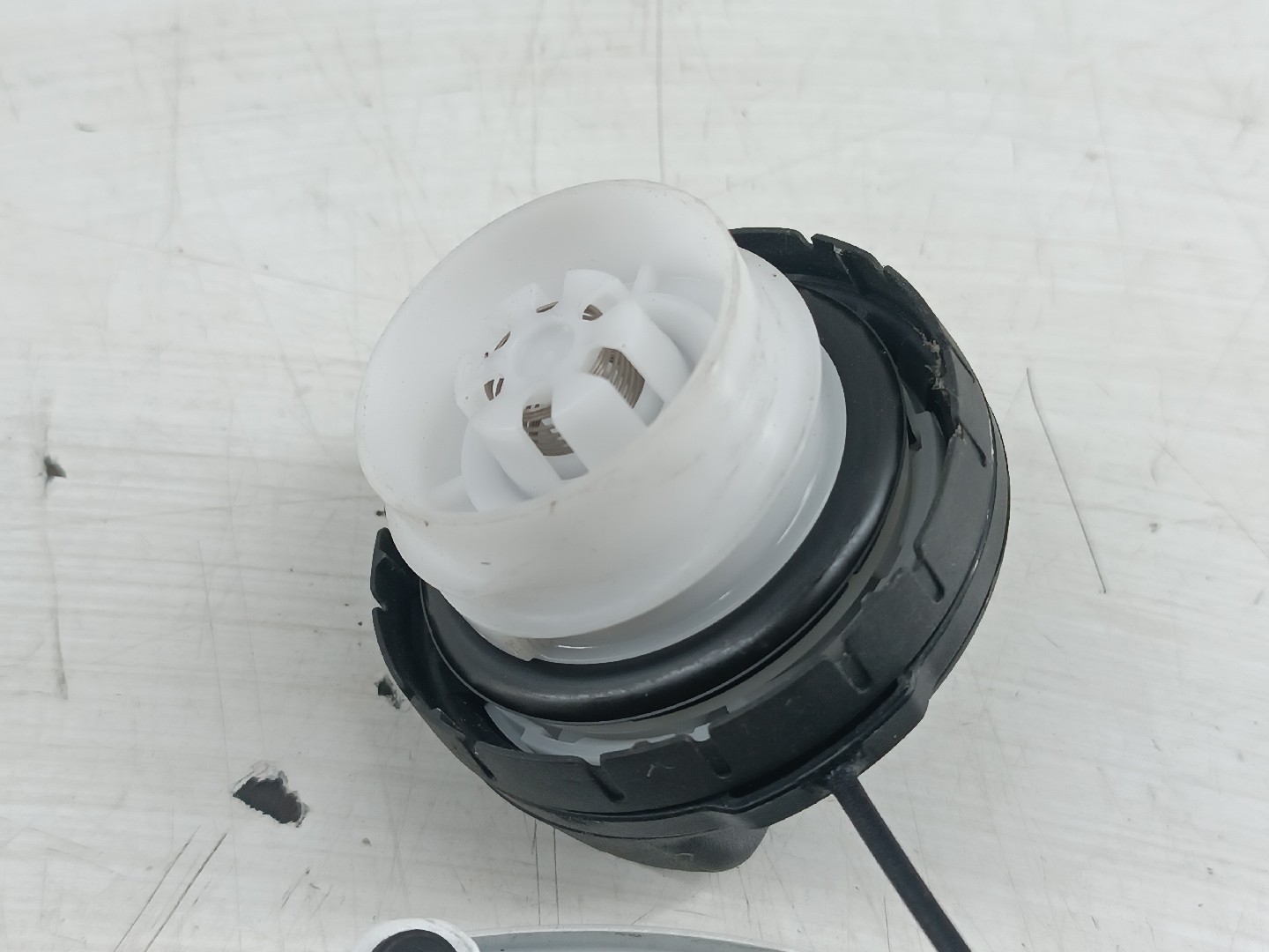 Tampa/Porta Combustivel MAZDA CX-3 (DK) | 15 -  Imagem-1