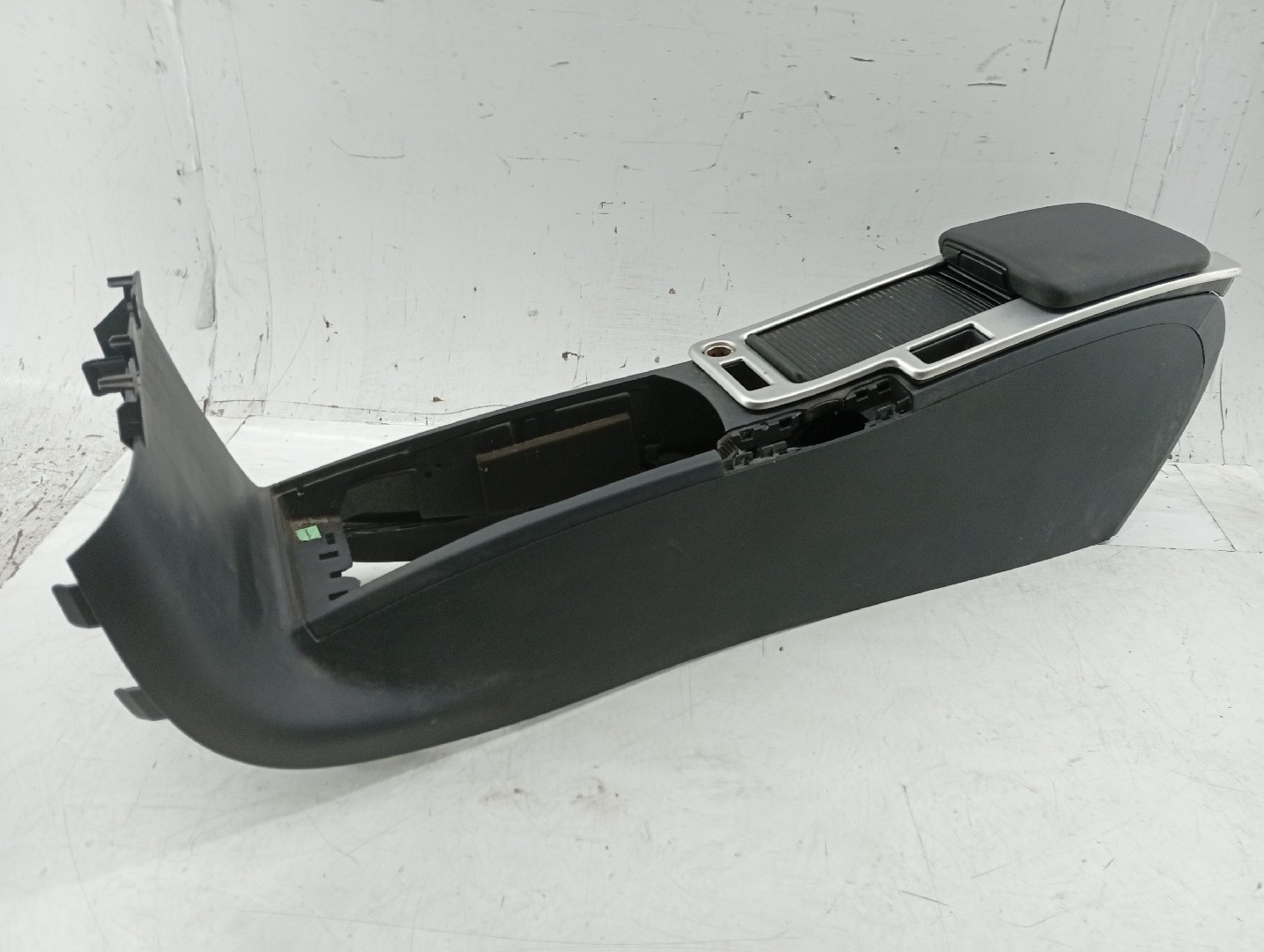 Consola Central VOLVO C30 (533) | 06 - 13 Imagem-5