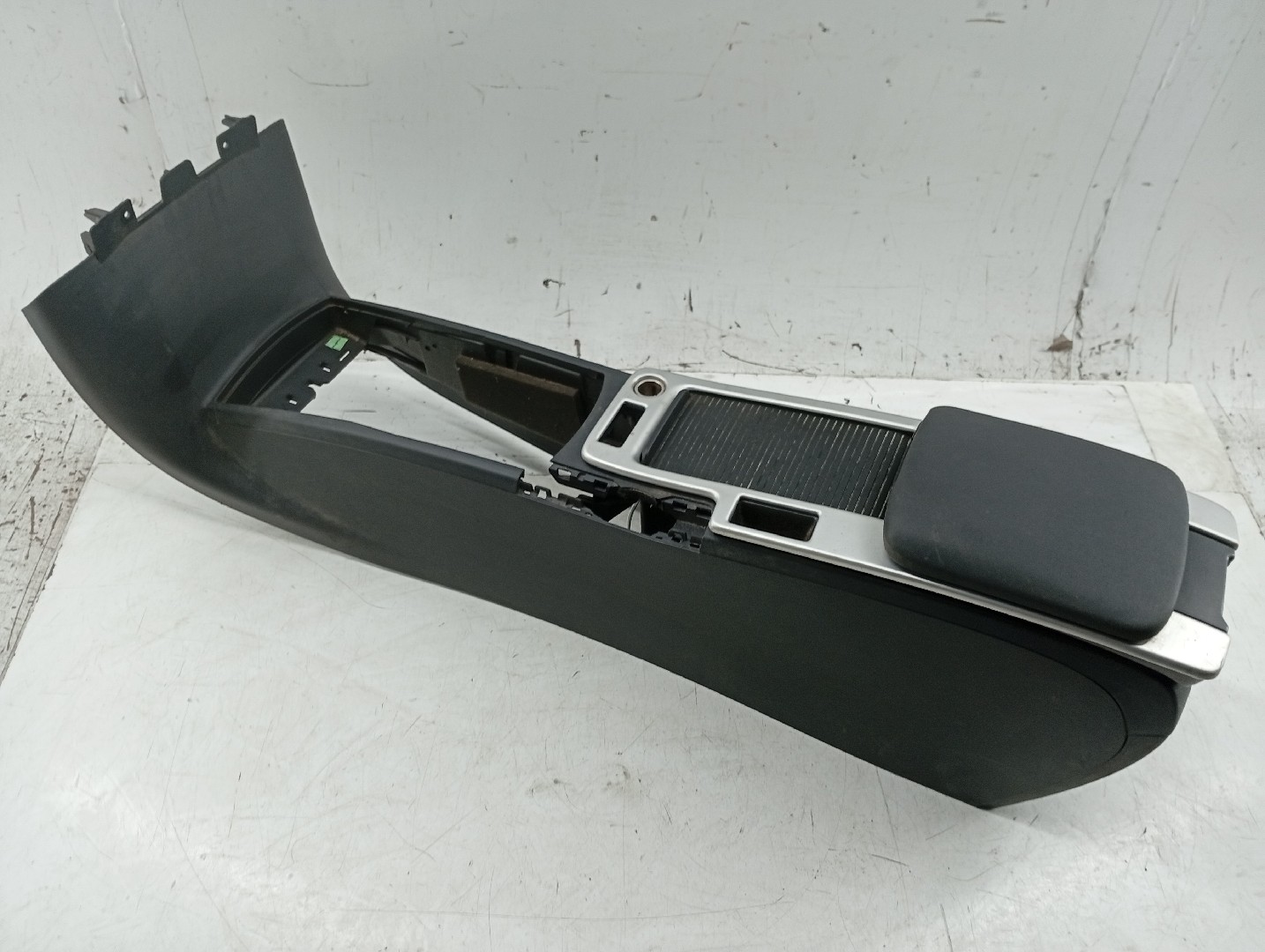 Consola Central VOLVO C30 (533) | 06 - 13 Imagem-7