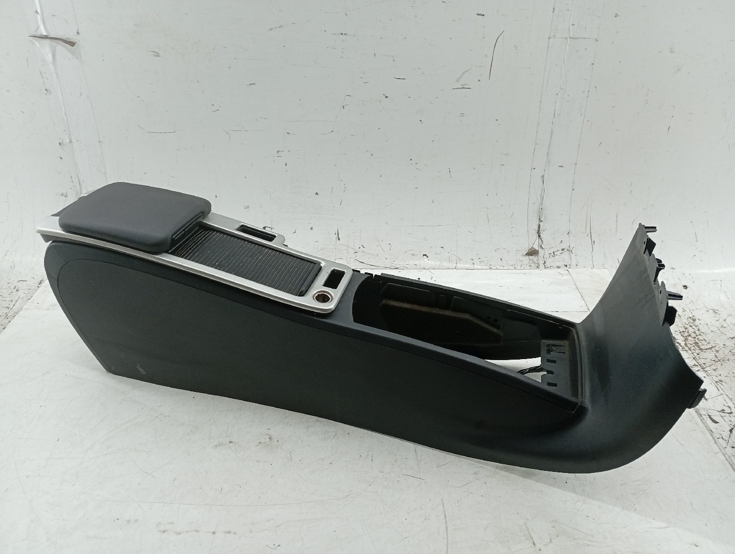 Consola Central VOLVO C30 (533) | 06 - 13 Imagem-3