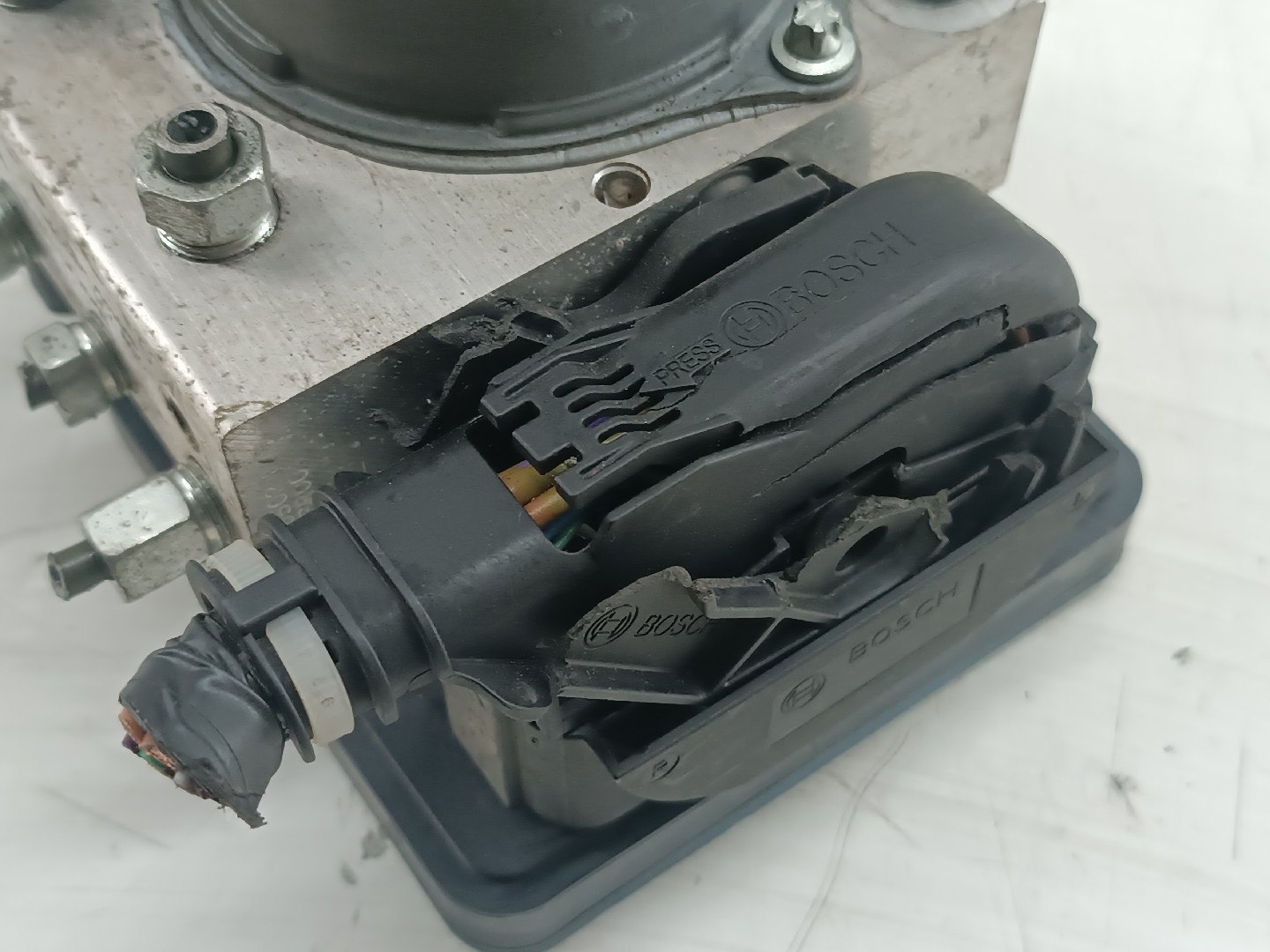 Módulo de ABS MAZDA CX-3 (DK) | 15 -  Imagem-2