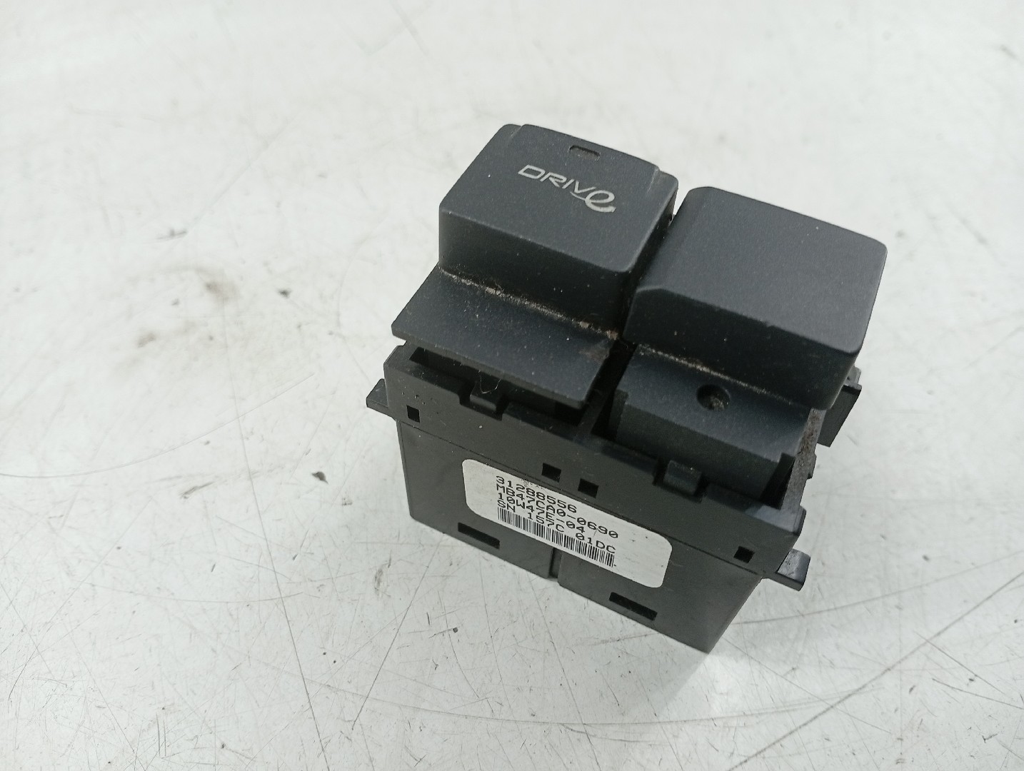 Botão VOLVO C30 (533) | 06 - 13