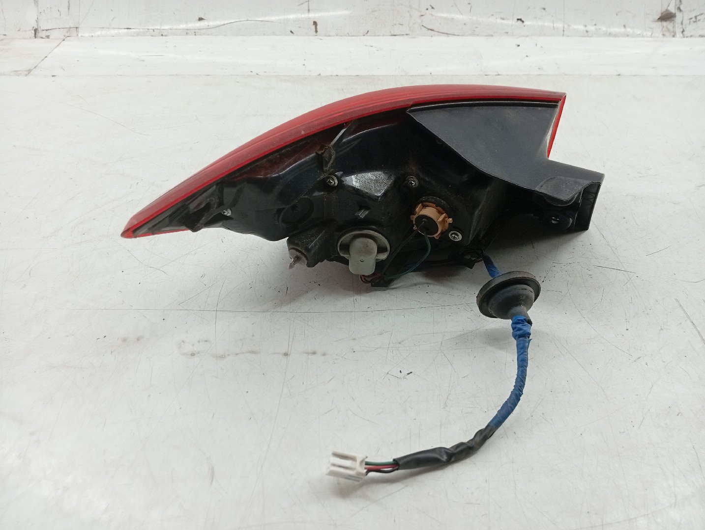 Farolim Stop Direito MAZDA CX-3 (DK) | 15 -  Imagem-2