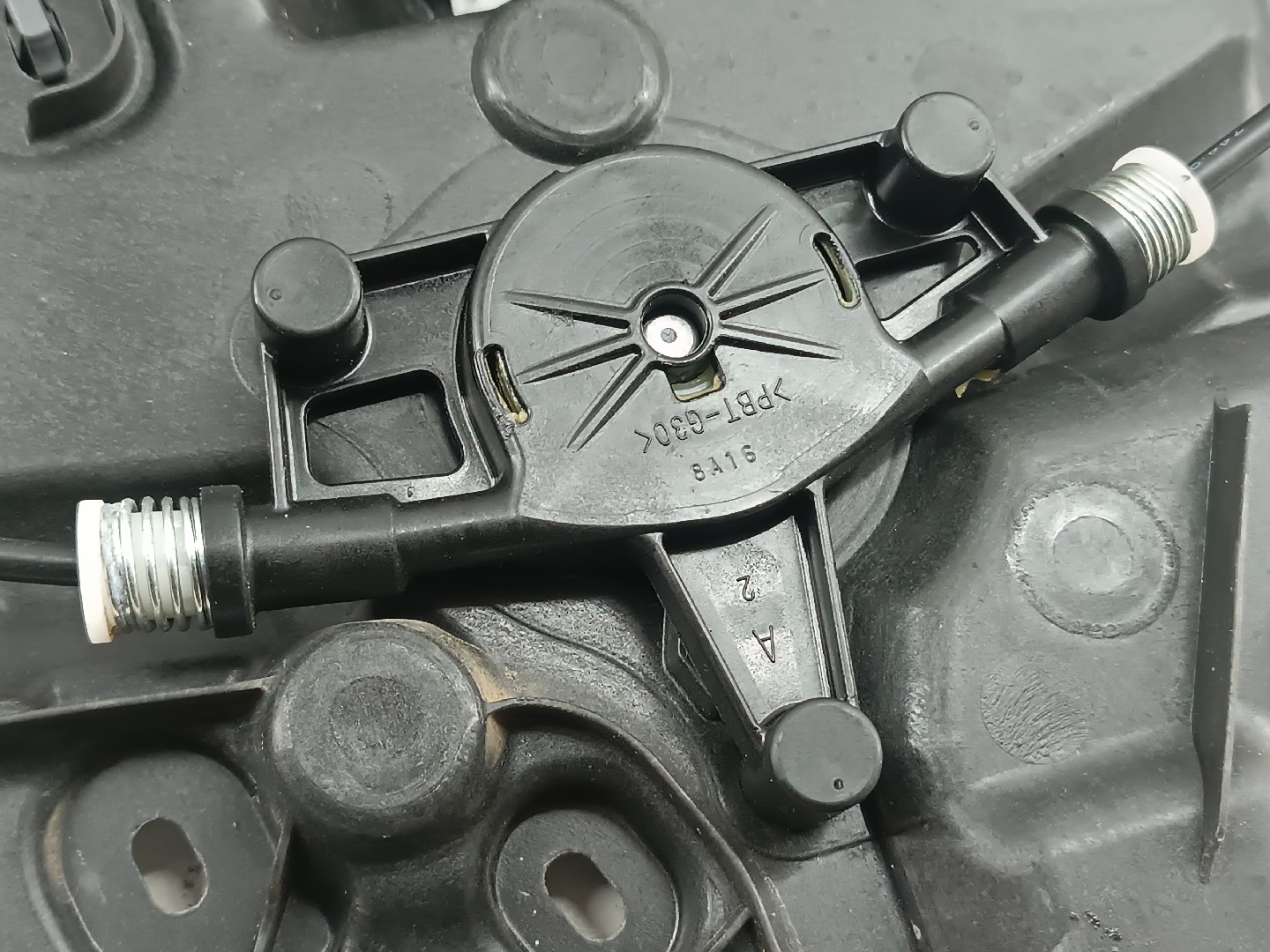 Motor e elevador de vidro trás direito MAZDA CX-3 (DK) | 15 -  Imagem-1