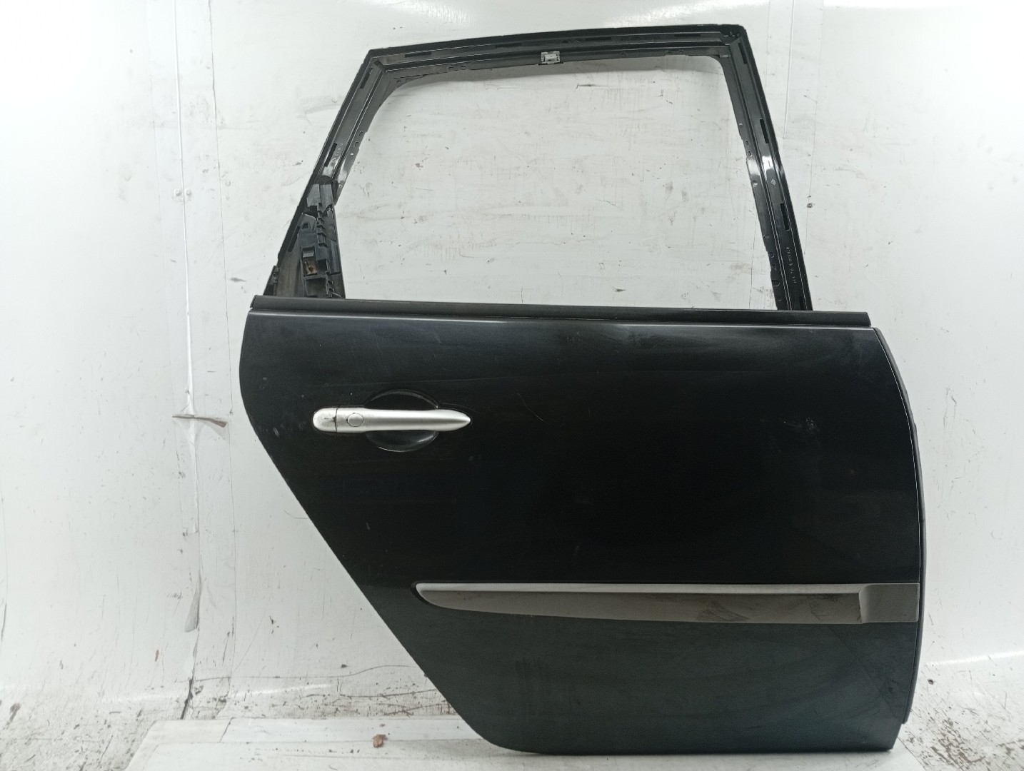 Porta Traseira Direita RENAULT GRAND SCÉNIC II (JM0/1_) | 04 - 09