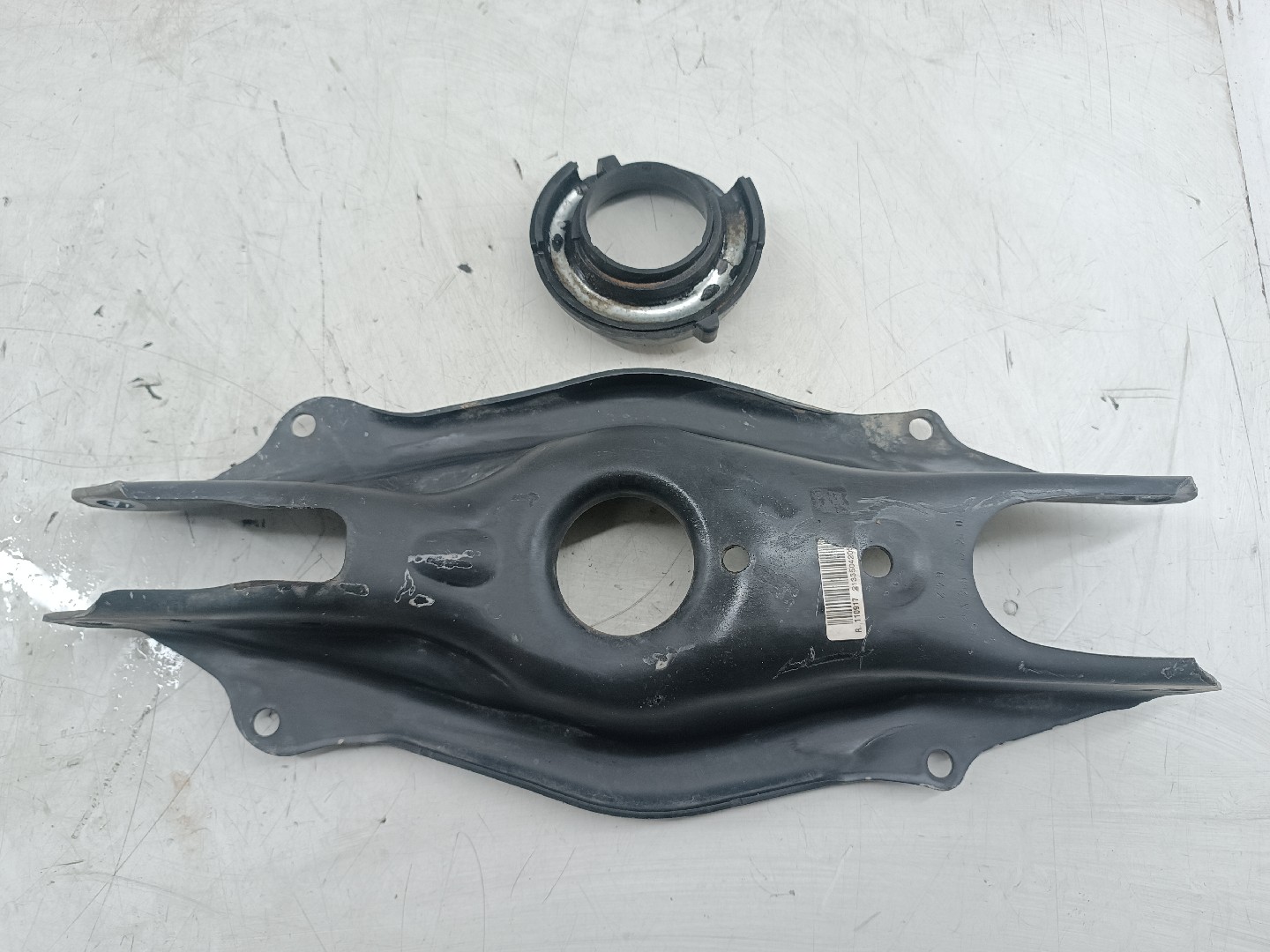 Braço de suspensão traseiro esquerdo MERCEDES-BENZ GLC (X253) | 15 - 