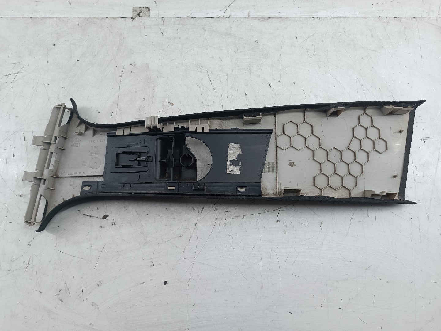 Moldura de pilar B direita MERCEDES-BENZ GLC (X253) | 15 - 