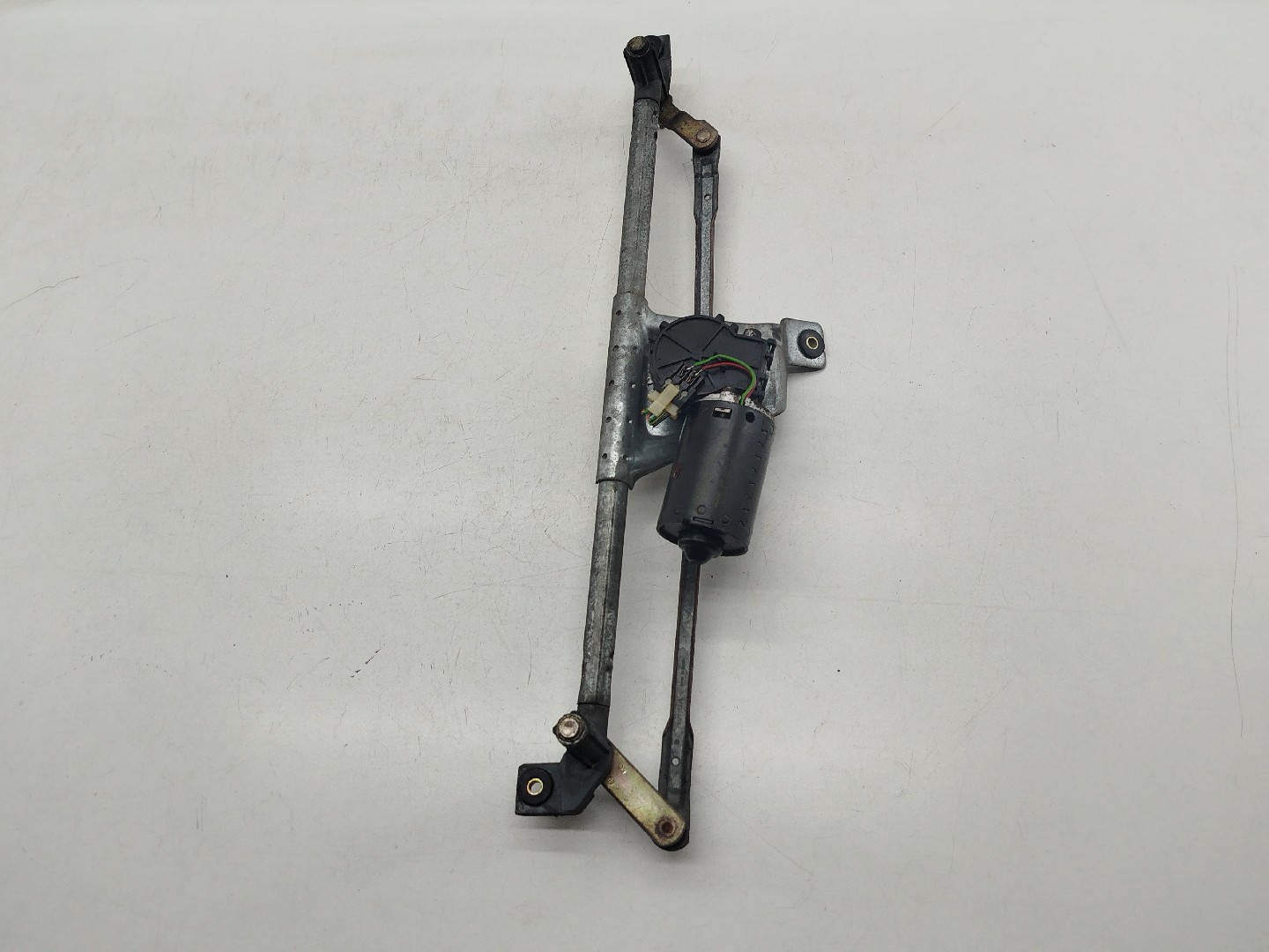 Motor do Limpa Para-Brisas VOLKSWAGEN POLO (6N1) | 94 - 99 Imagem-6