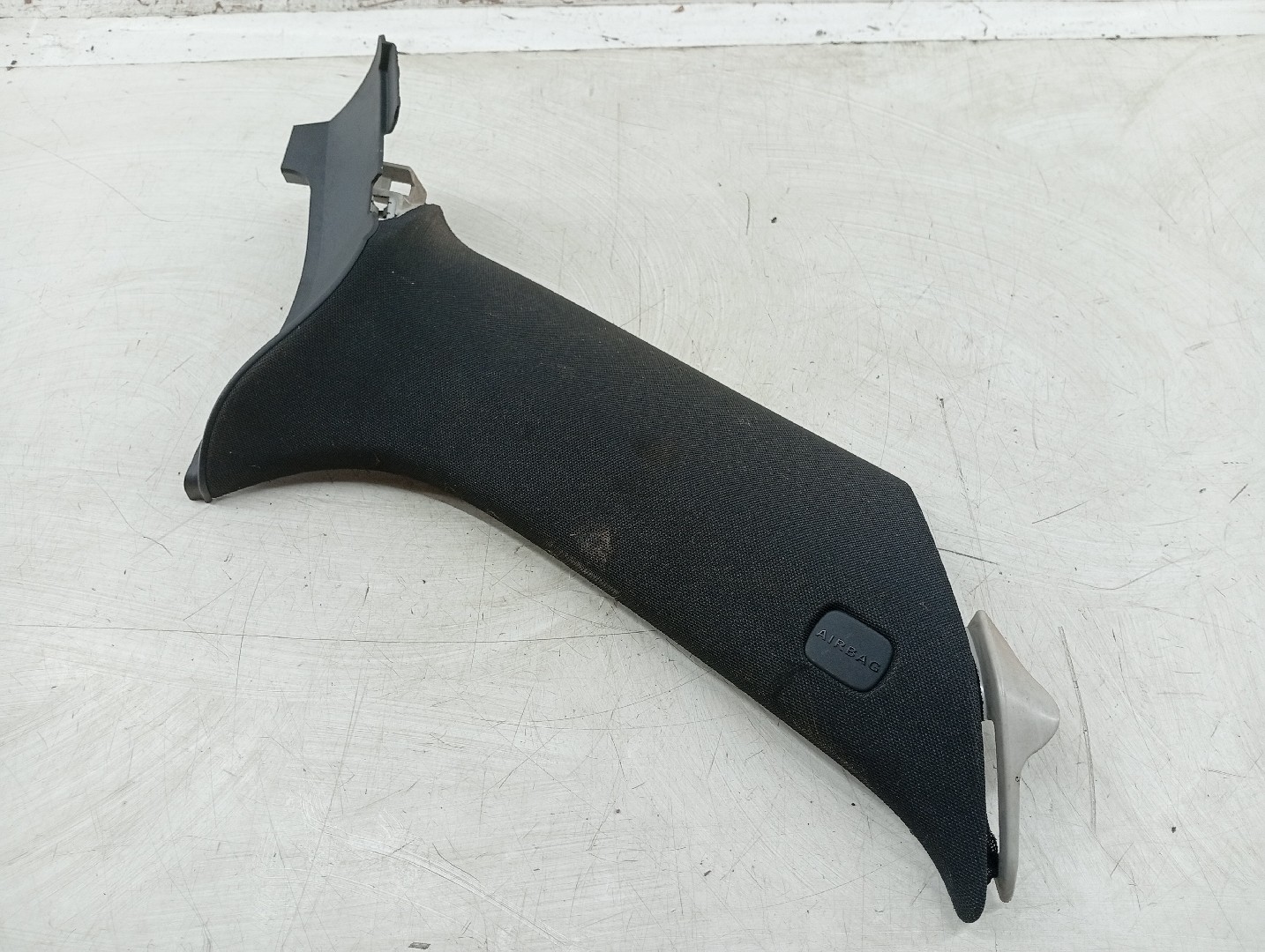 Moldura de pilar C esquerda MERCEDES-BENZ GLC (X253) | 15 -  Imagem-1