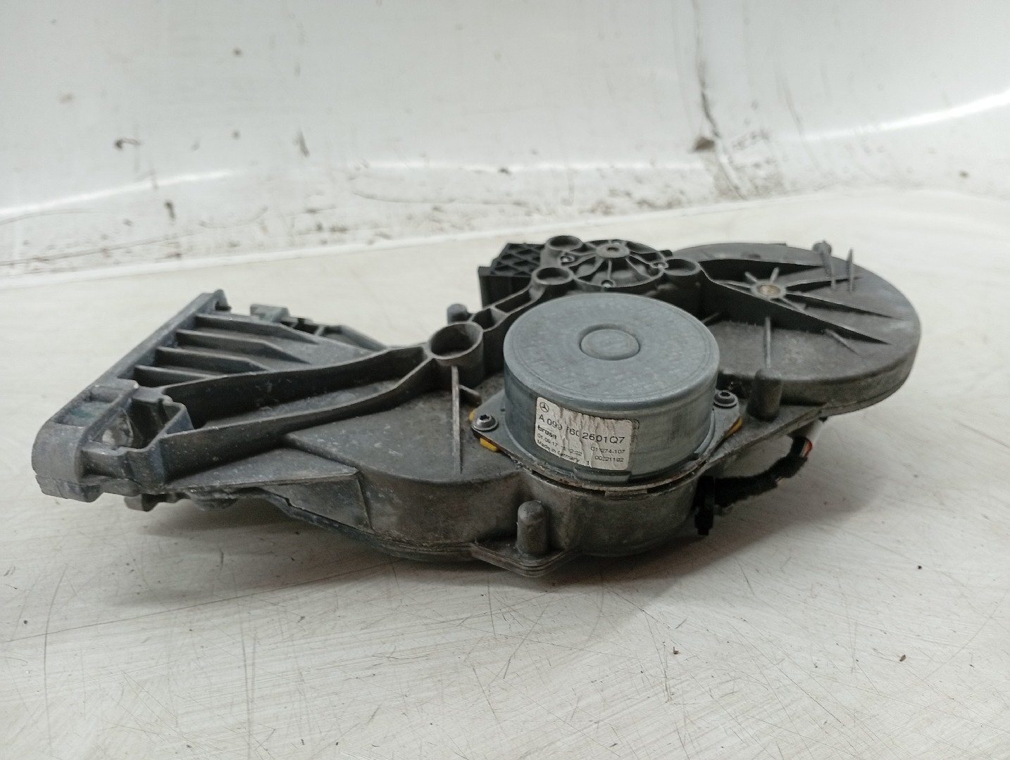 Motor do fecho da Mala MERCEDES-BENZ GLC (X253) | 15 -  Imagem-3