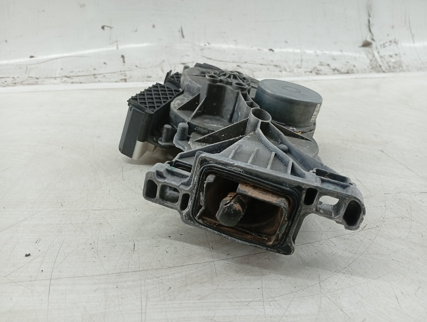 Motor do fecho da Mala MERCEDES-BENZ GLC (X253) | 15 -  Imagem-5