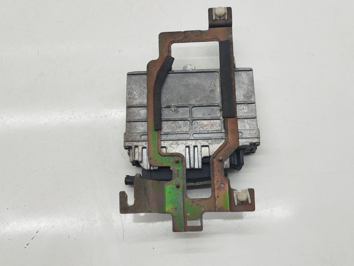 Centralina de Motor VOLKSWAGEN POLO (6N1) | 94 - 99 Imagem-4