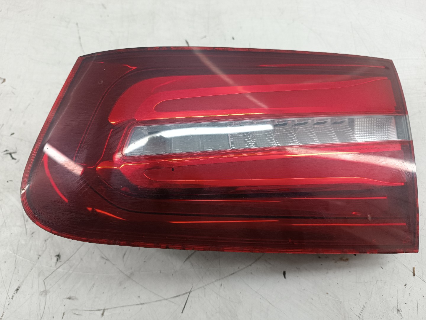 Farolim da Mala Direito MERCEDES-BENZ GLC (X253) | 15 -  Imagem-3