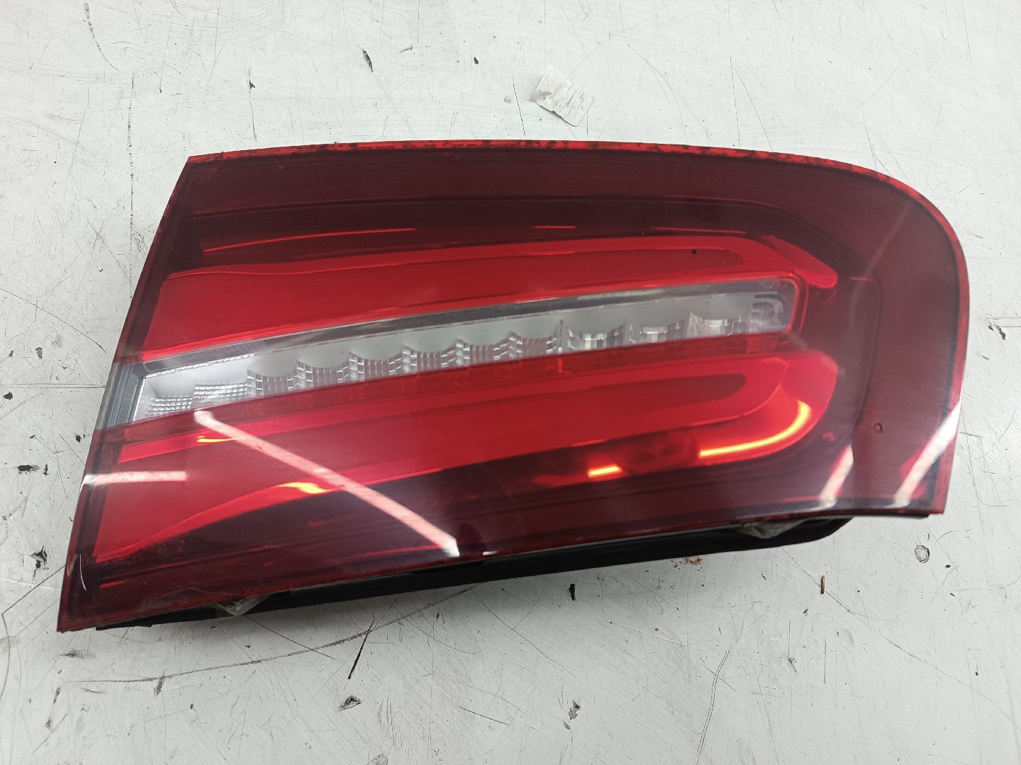 Farolim da Mala Direito MERCEDES-BENZ GLC (X253) | 15 -  Imagem-4