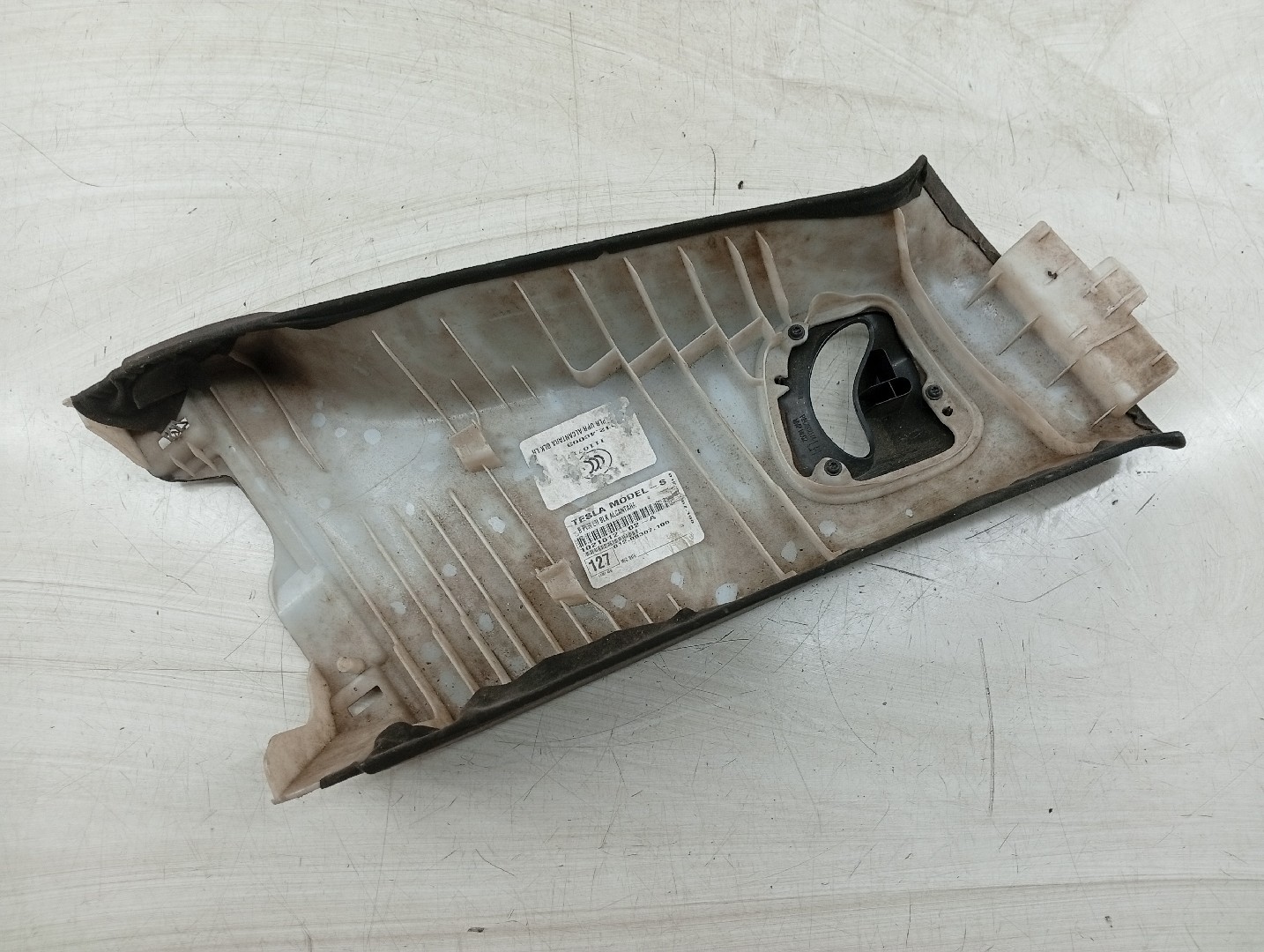 Moldura de pilar B esquerda TESLA MODEL S (5YJS) | 12 -  Imagem-2