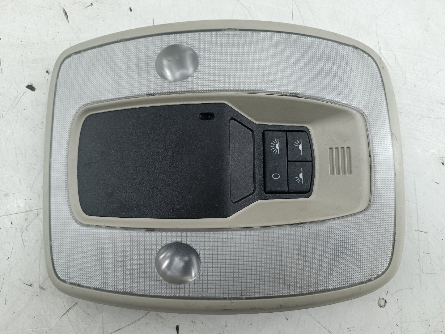 Plafonier VOLVO C30 (533) | 06 - 13 Imagem-3