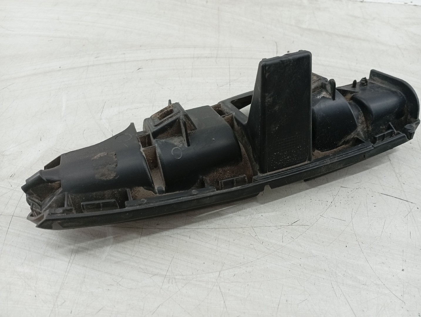 Suporte de montagem de para-choques VOLVO C30 (533) | 06 - 13 Imagem-1