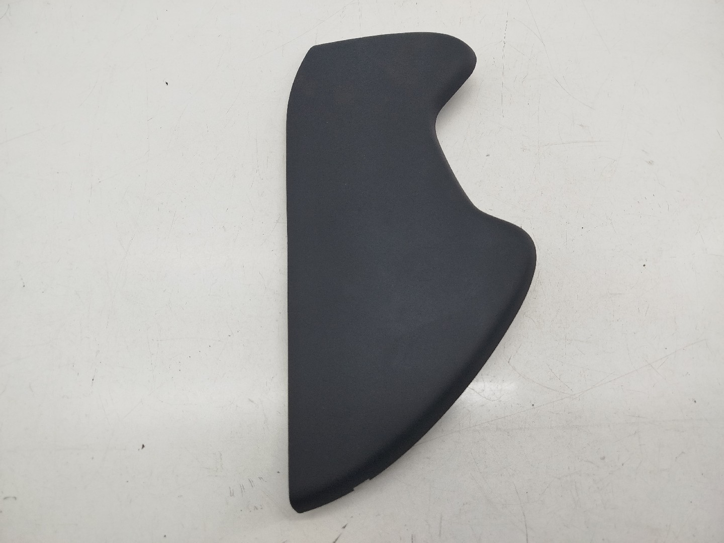 Tampa lateral de tablier AUDI A4 (8D2, B5) | 94 - 01