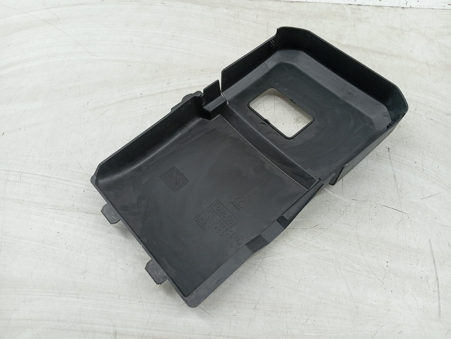 Tampa de caixa de fusiveis VOLVO C30 (533) | 06 - 13 Imagem-2