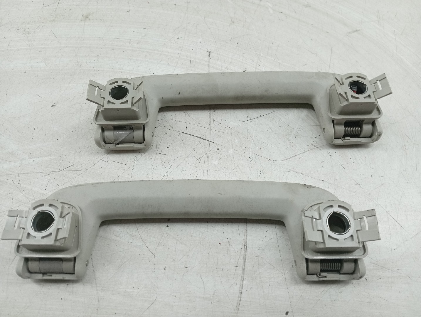 Conjunto 2 Pegas VOLVO C30 (533) | 06 - 13 Imagem-1