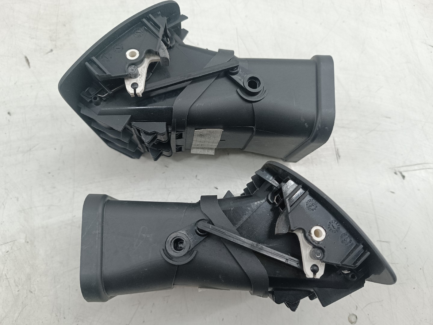 Difusor de ar VOLVO C30 (533) | 06 - 13 Imagem-4