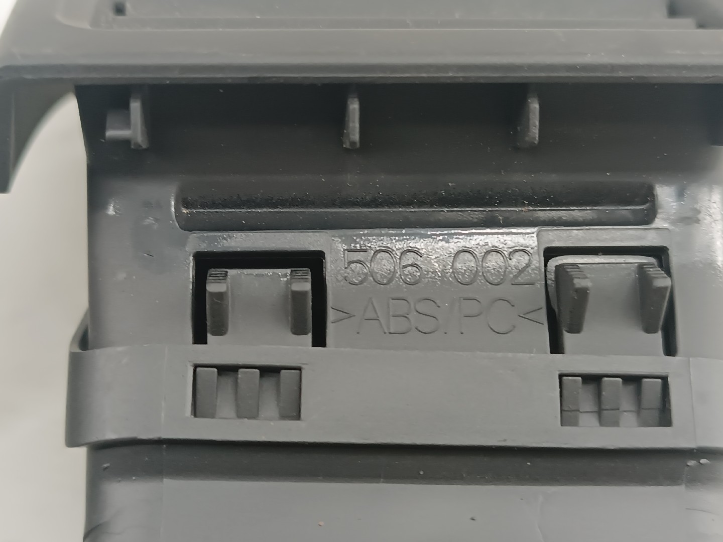 Difusor de ar VOLVO C30 (533) | 06 - 13 Imagem-2