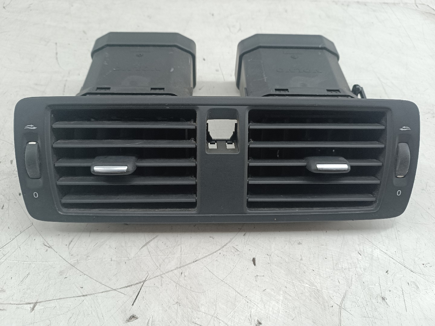 Difusor de ar central VOLVO C30 (533) | 06 - 13 Imagem-4