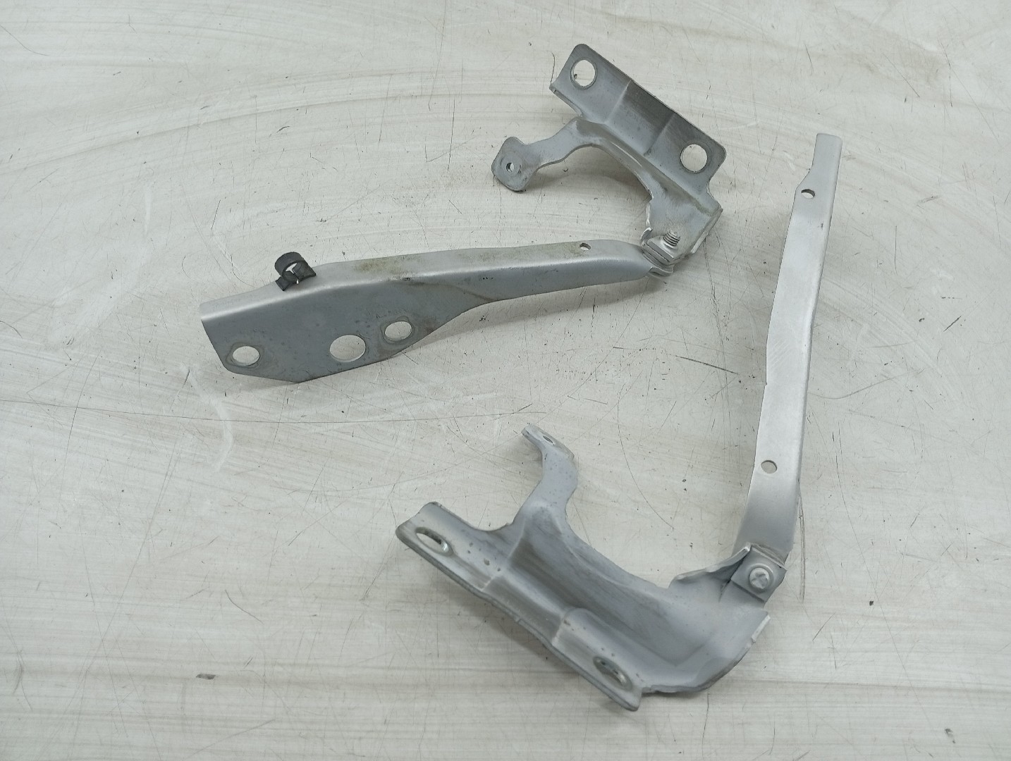 Dobradiças Capot VOLVO C30 (533) | 06 - 13 Imagem-4