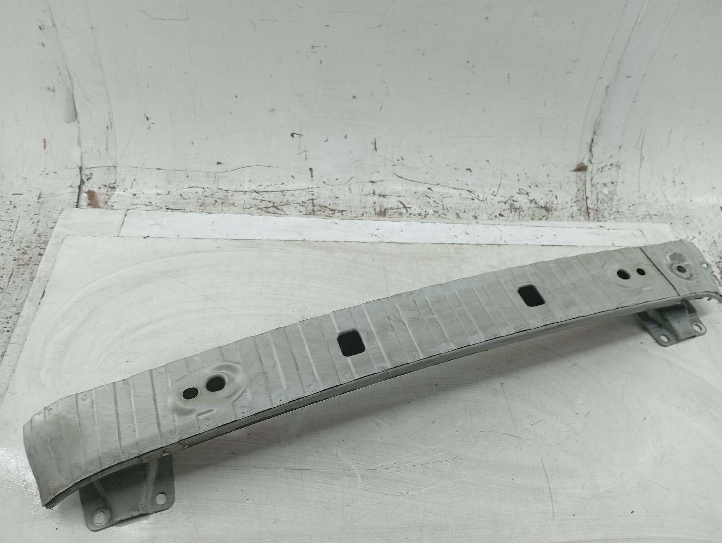 Reforço de para-choques traseiro VOLVO C30 (533) | 06 - 13 Imagem-2