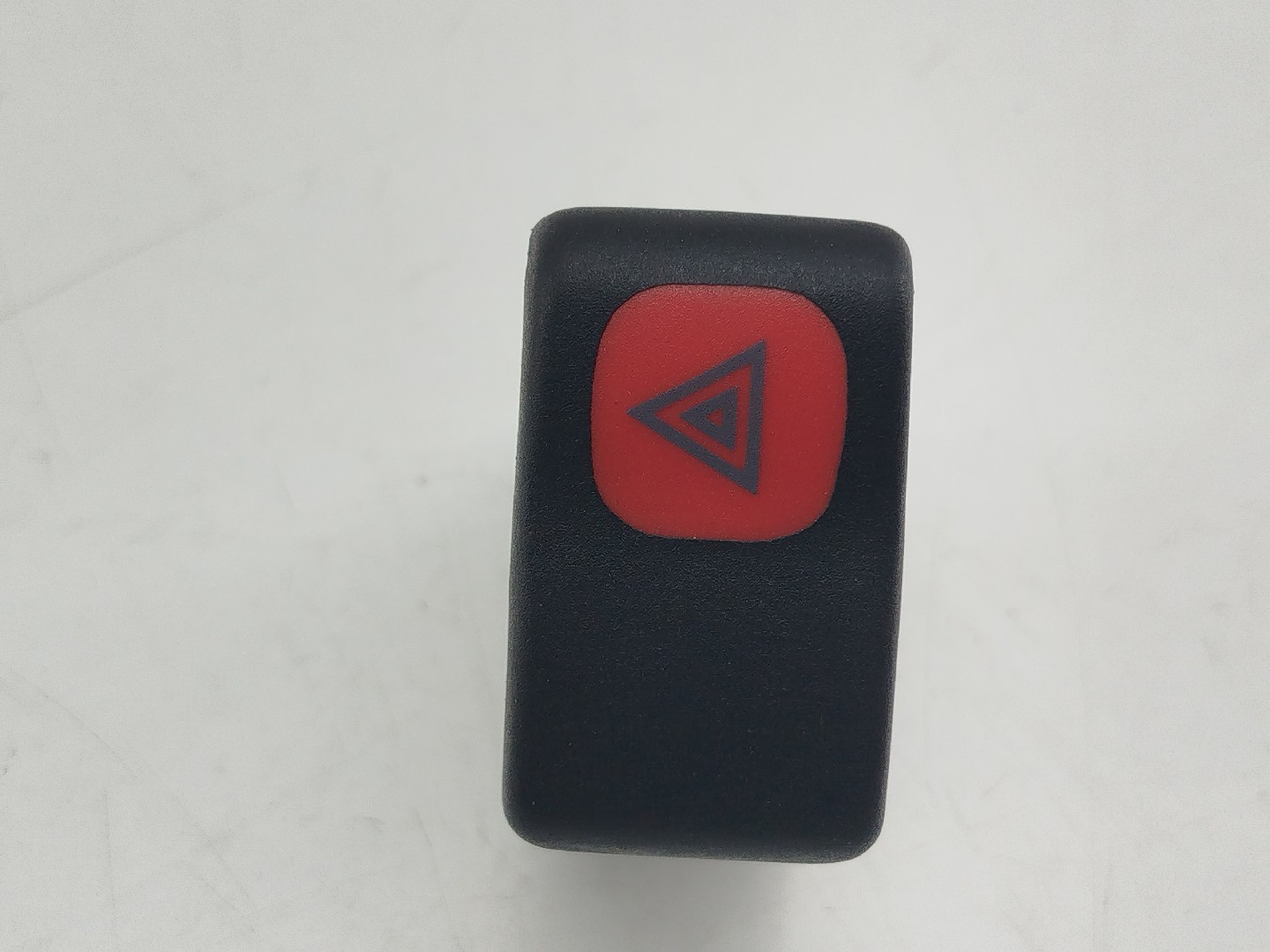 Botão dos 4 piscas VOLKSWAGEN POLO (6N1) | 94 - 99