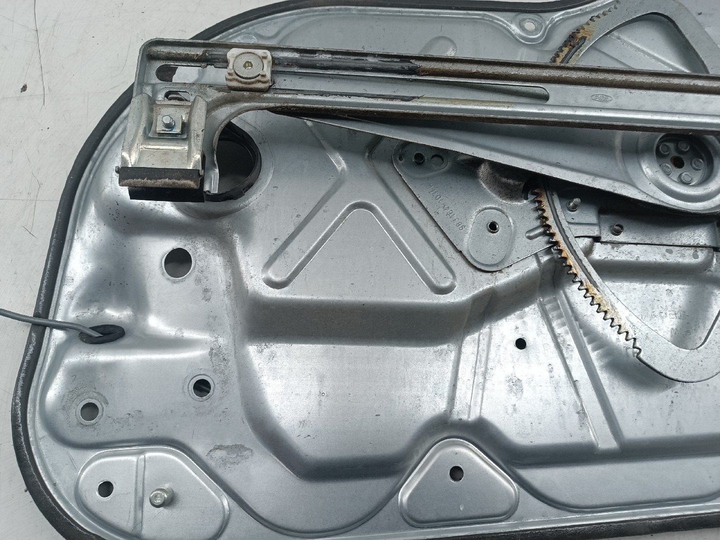 Motor e elevador de vidro frente esquerdo VOLVO C30 (533) | 06 - 13 Imagem-7