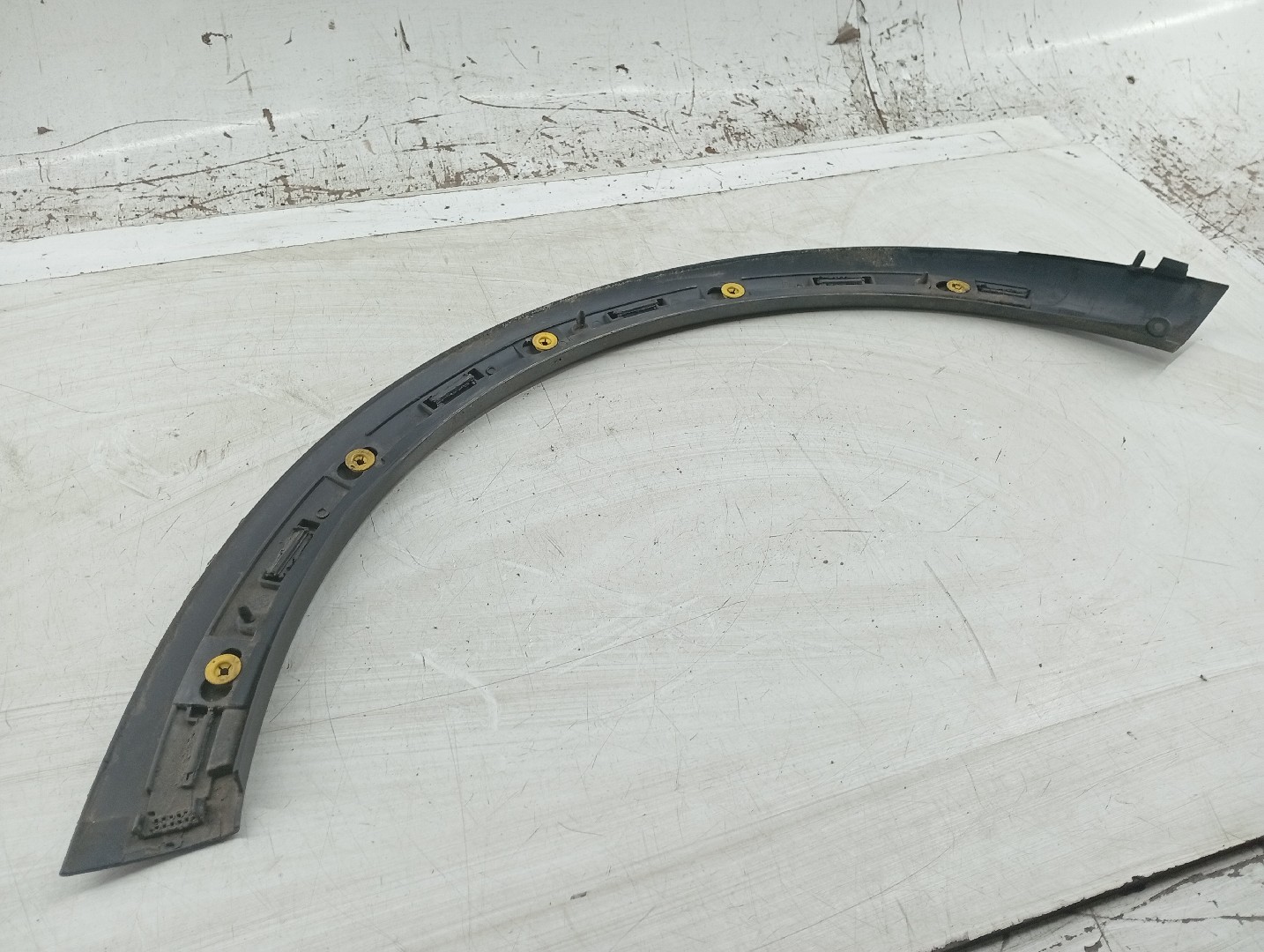 Aba de guarda-lamas VOLVO C30 (533) | 06 - 13 Imagem-2