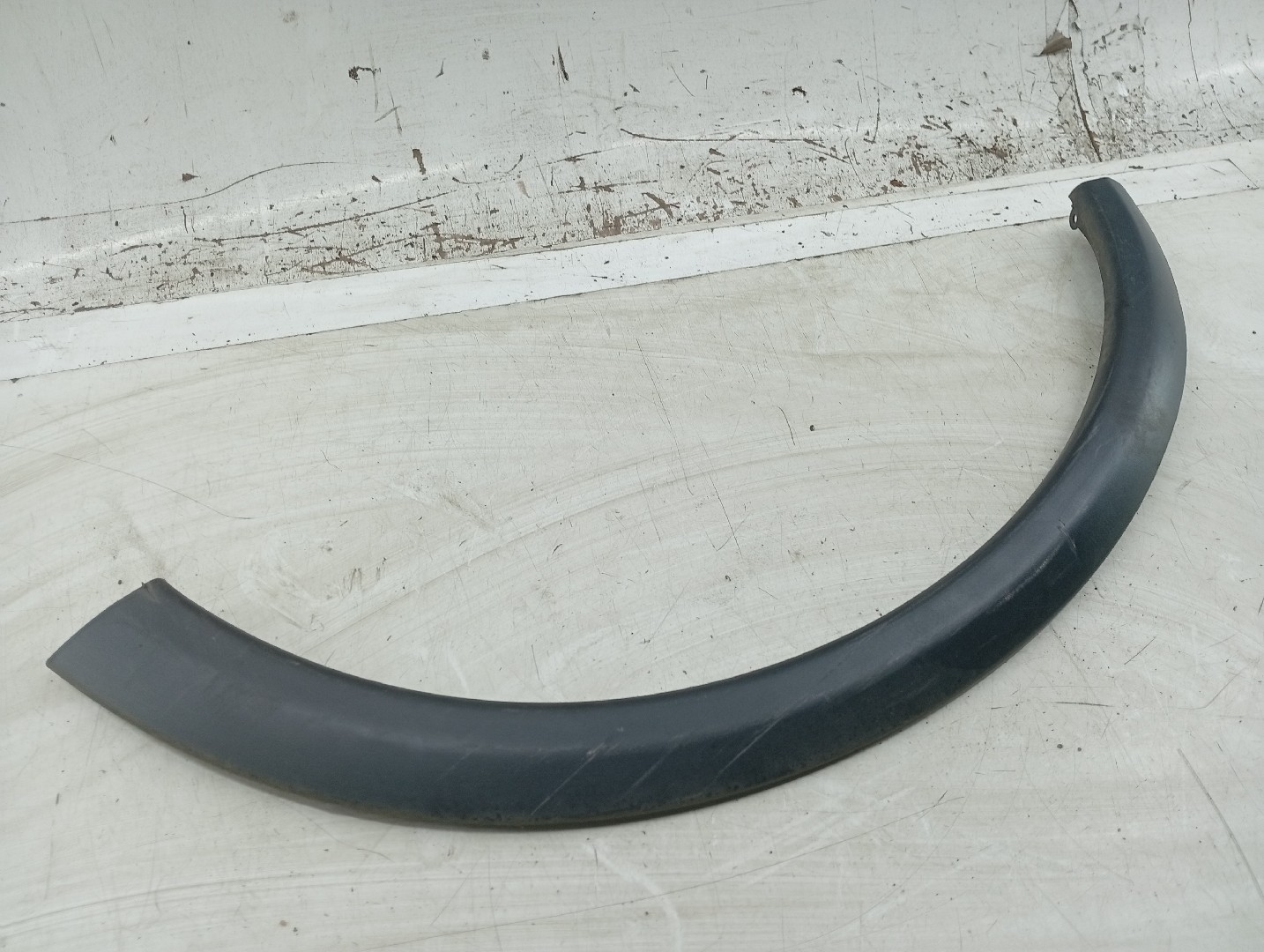 Aba de guarda-lamas VOLVO C30 (533) | 06 - 13 Imagem-3