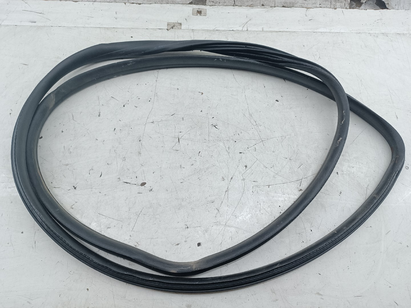 Borracha da porta VOLVO C30 (533) | 06 - 13 Imagem-4