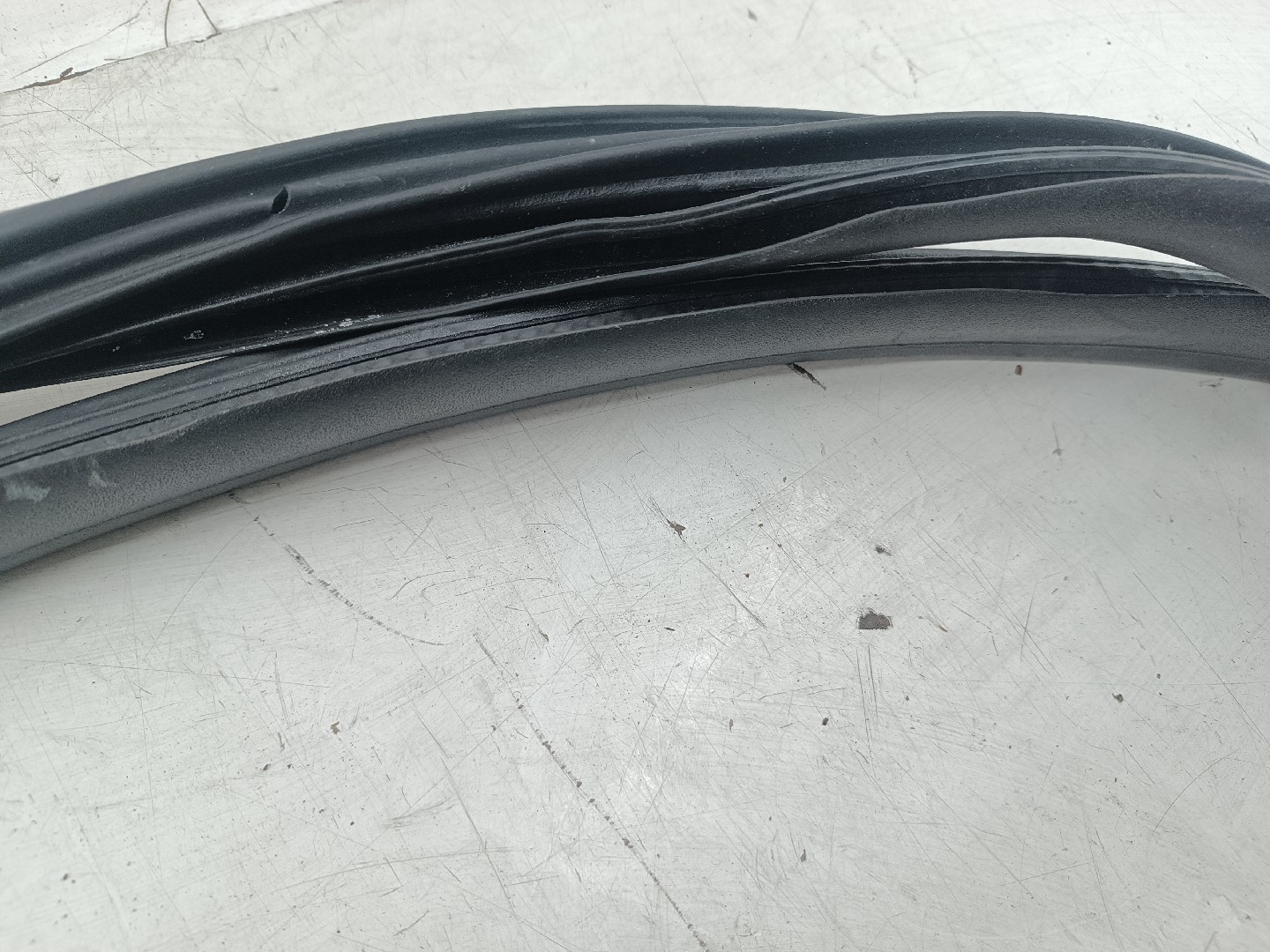 Borracha da porta VOLVO C30 (533) | 06 - 13 Imagem-3