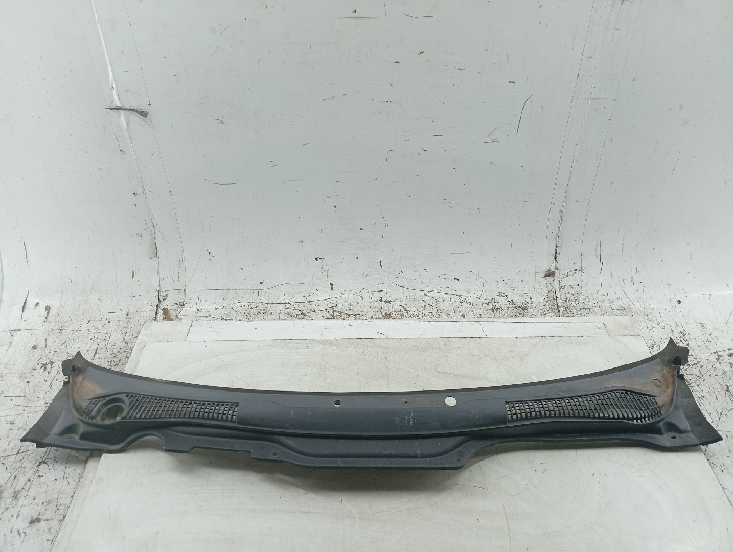 Grelha de torpedo VOLVO C30 (533) | 06 - 13