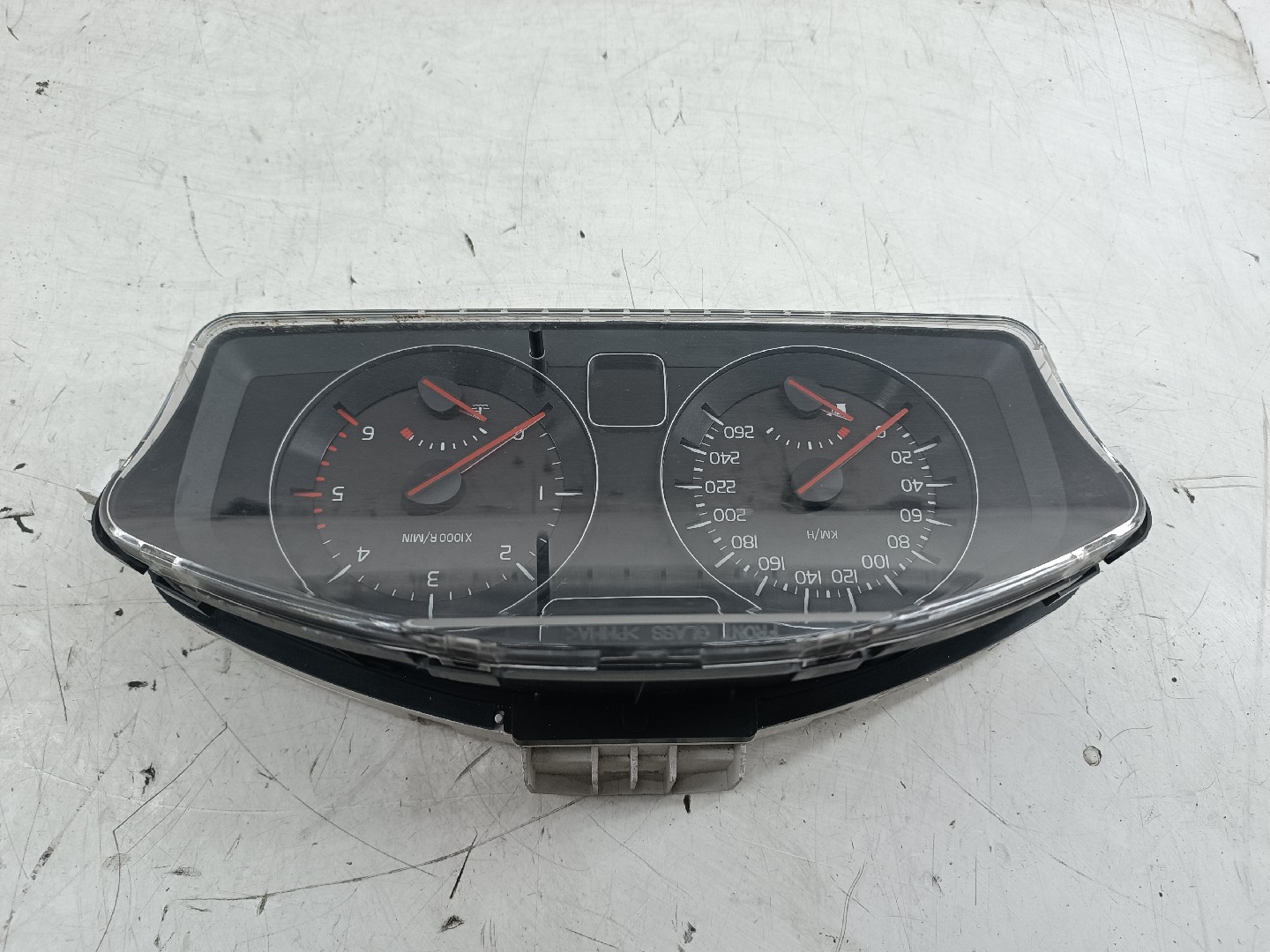 Quadrante VOLVO C30 (533) | 06 - 13 Imagem-4