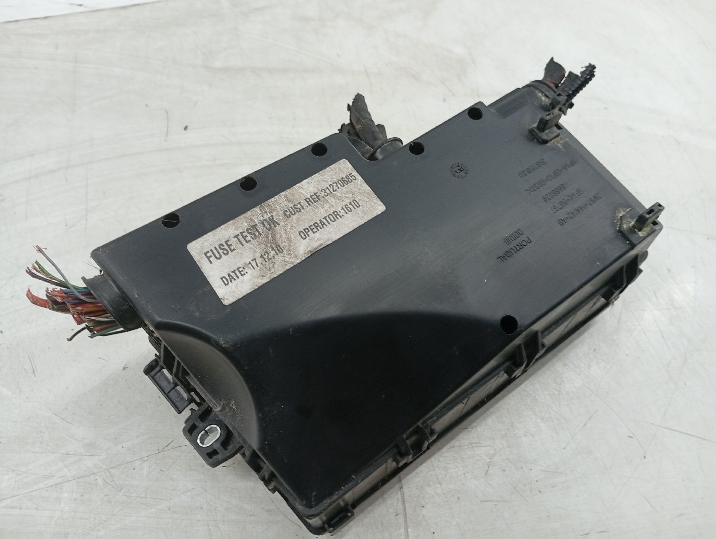 Caixa de Fusíveis VOLVO C30 (533) | 06 - 13 Imagem-4